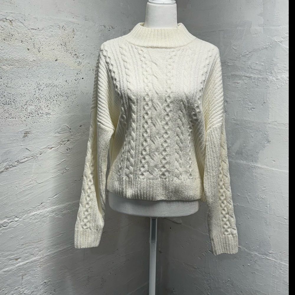 Rachel Zoe creme mock neck knit sweater